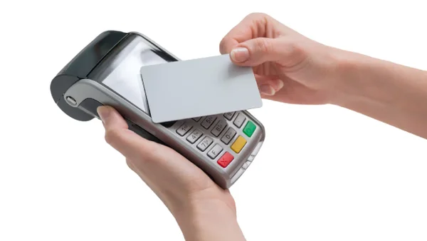 Esta es la razón por la que realizar compras con tarjeta de crédito será más barato este diciembre Esta es la razón por la que realizar compras con tarjeta de crédito será más barato este diciembre