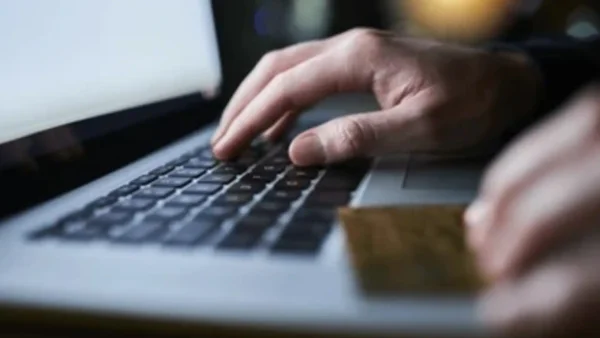 ¡Pilas! Así era como red delincuencial estafaba con anuncios ficticios de créditos por internet