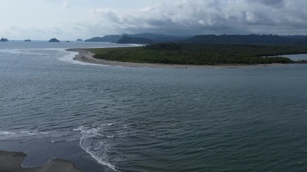 ChatGPT reveló los lugares que son poco mencionados, pero ideales y económicos para vacaciones navideñas