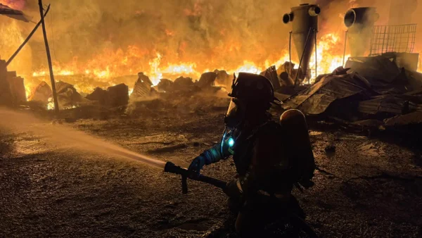 Investigan las causas del grave incendio en Bosa, sur de Bogotá, la noche de Velitas Investigan las causas del grave incendio en Bosa, sur de Bogotá, la noche de Velitas