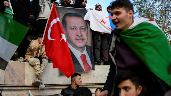 Rebelión en Siria: analistas debaten las posibilidades de una transición pacífica tras caída de Al-Assad