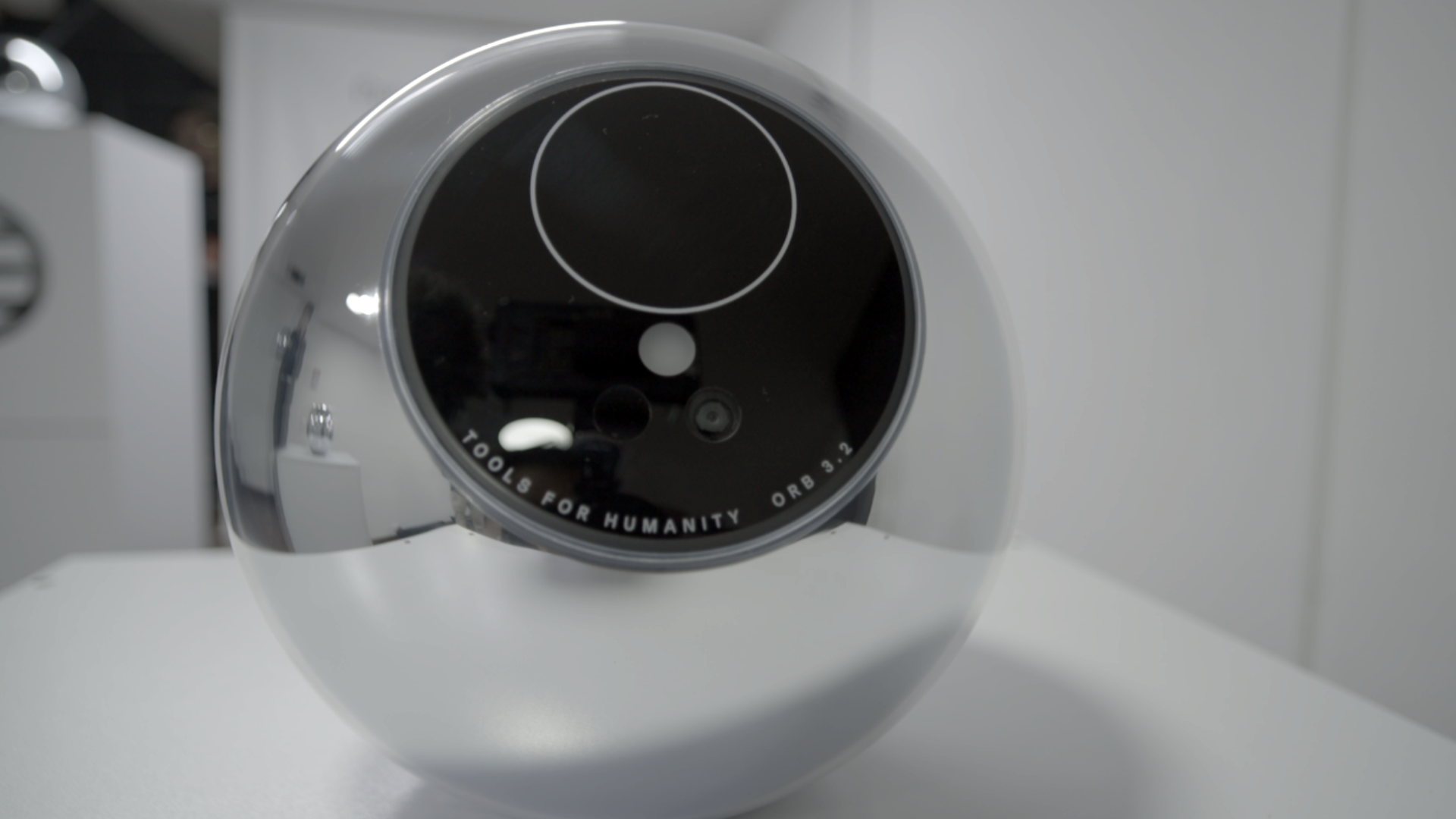 Worldcoin deberá “eliminar todos los códigos de iris almacenados desde el inicio”: autoridades