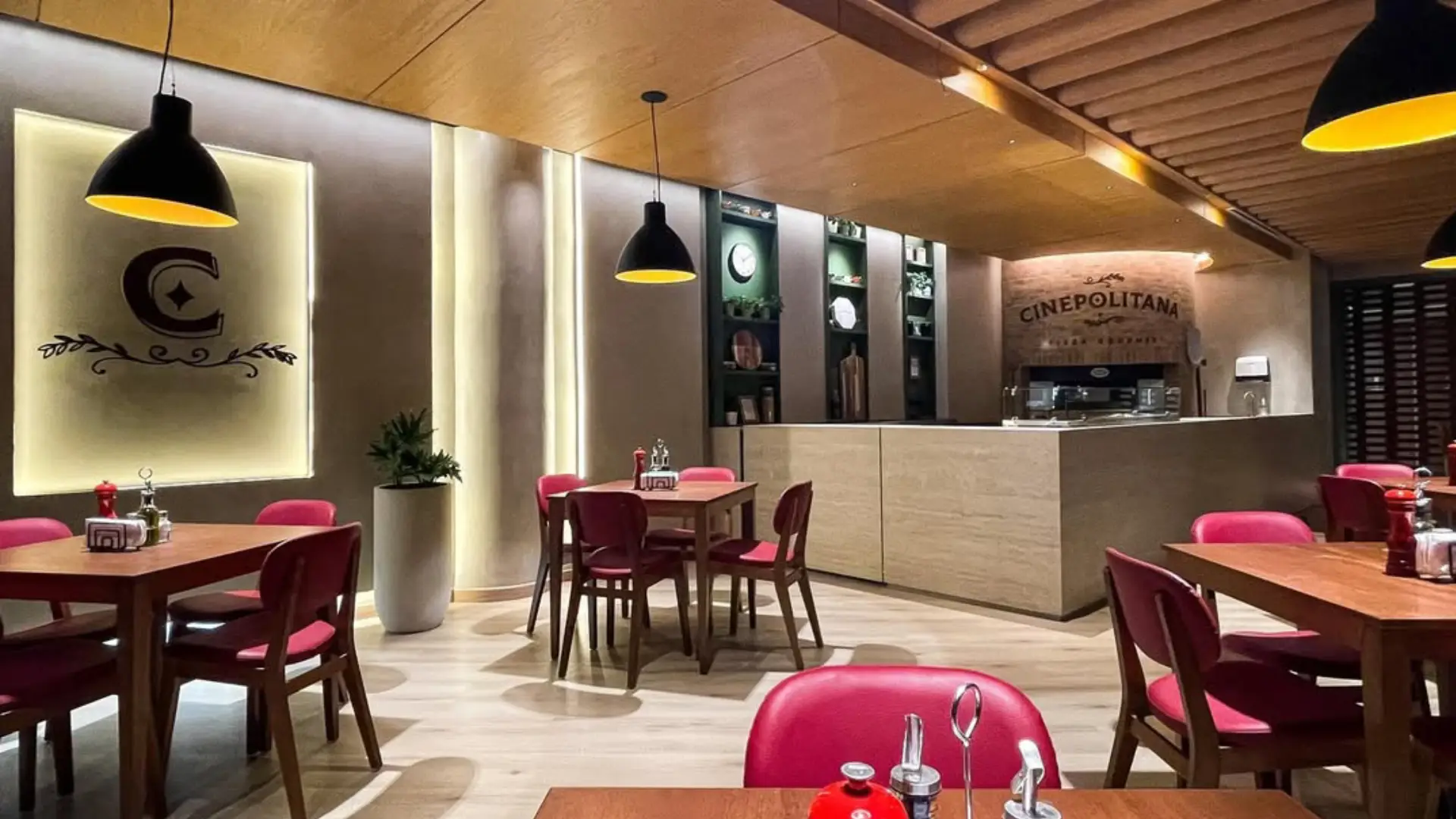 Pizzería de Cine Colombia