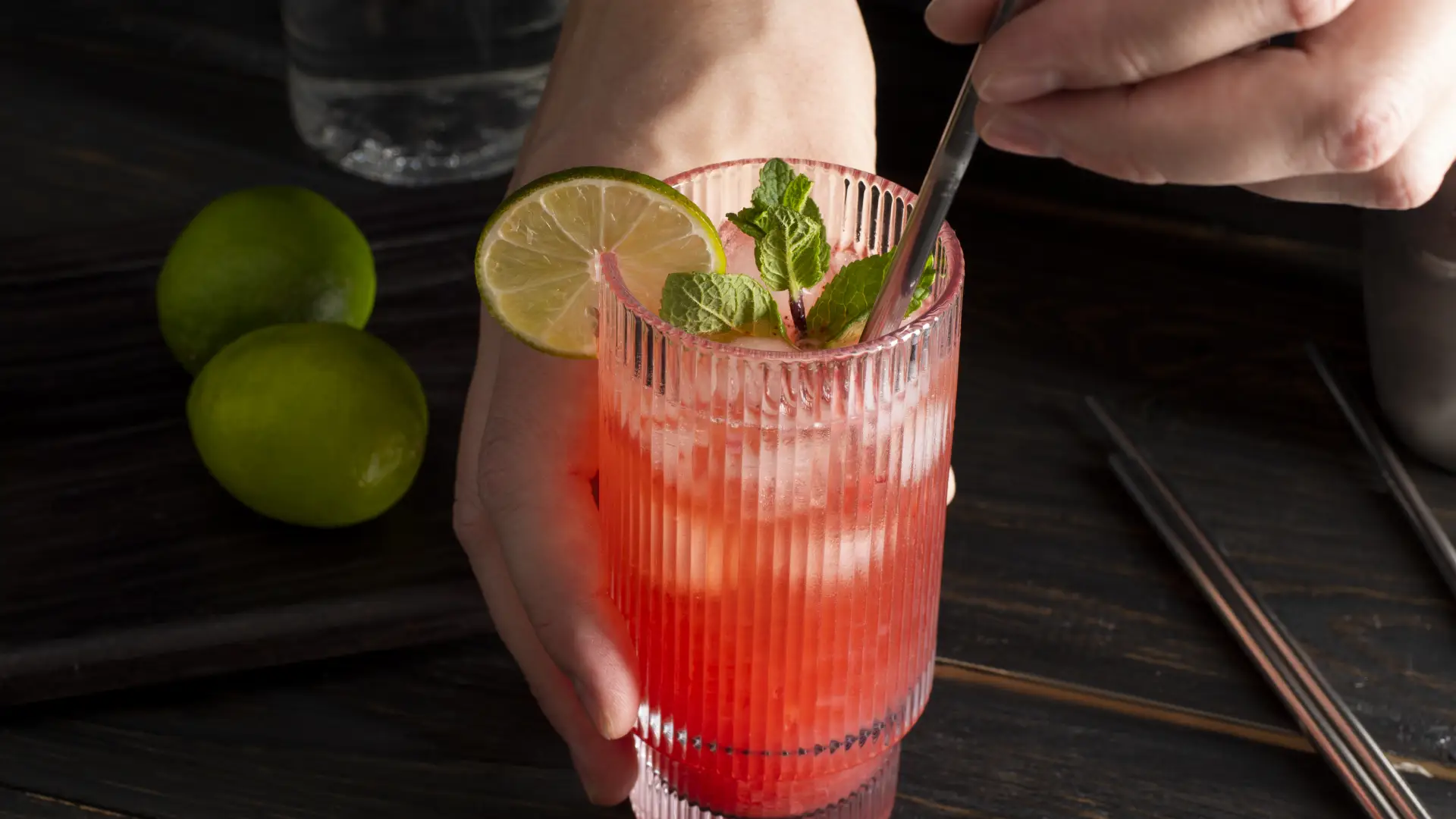 Estos son los mejores cocteles que puede preparar en casa para recibir el Año Nuevo