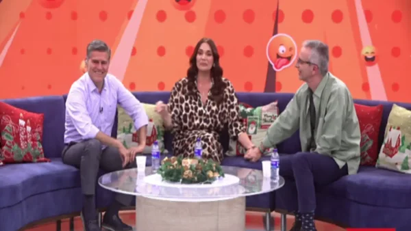 "Te vamos a extrañar, Juanito": vea la emotiva despedida de un ícono del periodismo en Noticias RCN