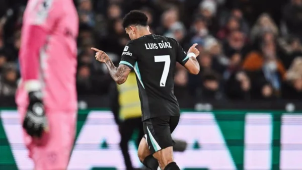 Luis Díaz y Liverpool vs. Manchester United: hora y dónde ver el clásico inglés