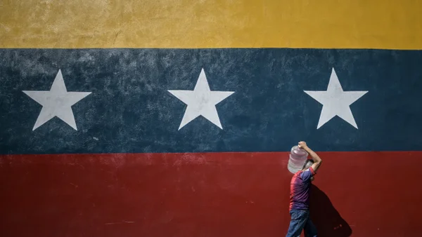 Vuelo con migrantes repatriados llegará a Venezuela en las próximas horas