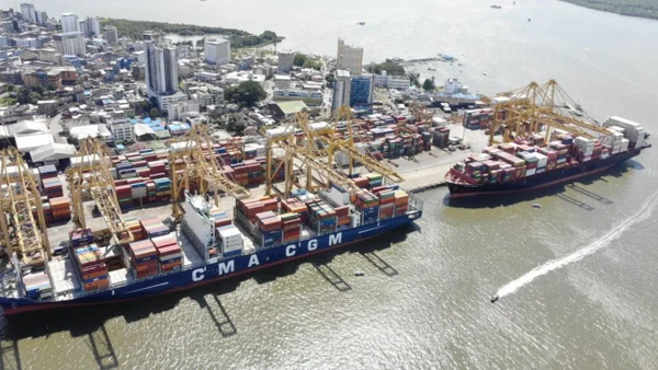 Anla suspende operación del muelle 13 de Buenaventura y el presidente Petro cuestionó a los encargados Anla suspende operación del muelle 13 de Buenaventura y el presidente Petro cuestionó a los encargados