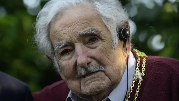 “Ya terminé mi ciclo. Me estoy muriendo”: ‘Pepe’ Mujica reveló que el cáncer se extendió al hígado “Ya terminé mi ciclo. Me estoy muriendo”: ‘Pepe’ Mujica reveló que el cáncer se extendió al hígado