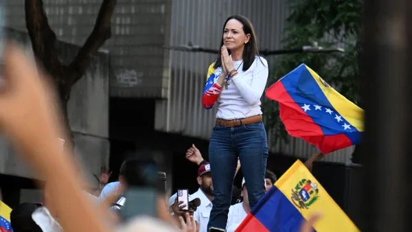 ¡María Corina Machado salió de la clandestinidad! Las primeras imágenes de su aparición en Caracas