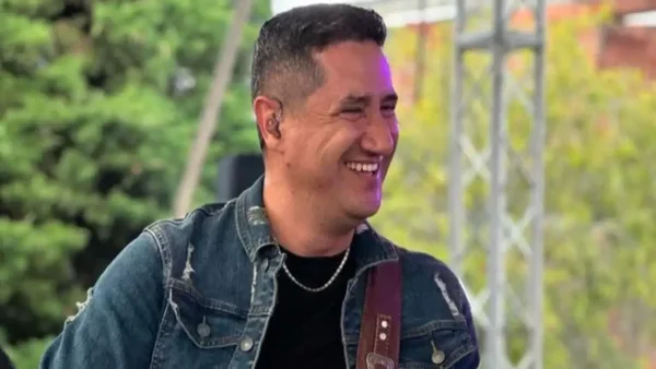 Esta es la tarifa que cobra El Heredero por un concierto en vivo