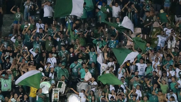 Mundialista salió del retiro y jugará con James en el León de México