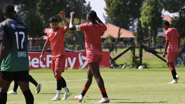 Malas noticias para Santa Fe: importante fichaje no podrá jugar los primeros partidos Malas noticias para Santa Fe: importante fichaje no podrá jugar los primeros partidos