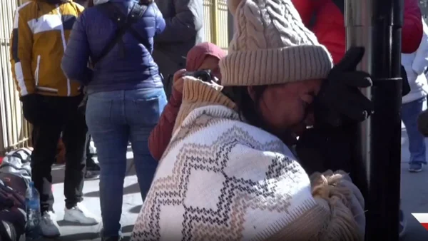 El llanto de migrantes en la frontera México-EE.UU. tras el cierre de CPB One