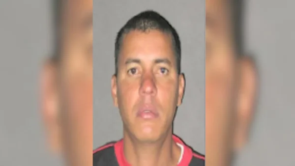 ¿Lo reconoce? Dan hasta $10 millones por información de este hombre buscado por hurto en Bogotá