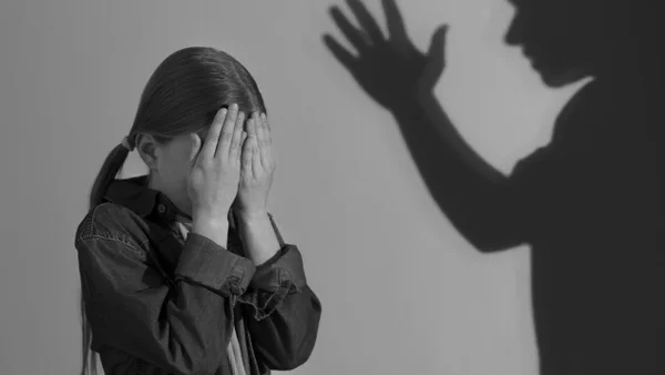 Condenan a la mujer que torturó con un arma blanca a una menor en Tuluá