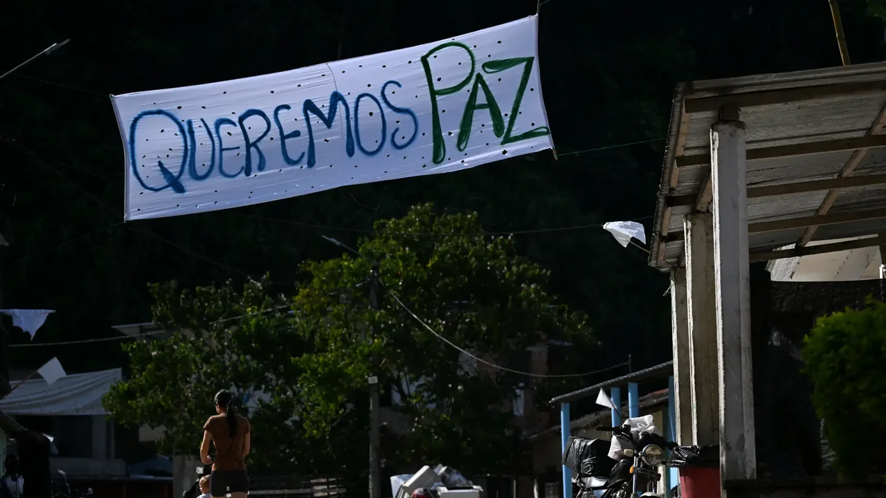 Sigue violencia en el Catatumbo: 48.000 desplazados y más de 25.000 ...