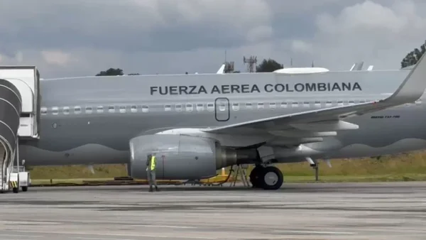 Estos son los aviones que traerán a los 160 colombianos deportados desde Estados Unidos