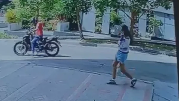 VIDEO | Mujer fue brutalmente agredida en medio de intento de robo en Bucaramanga