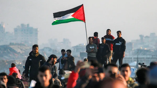 Hamás libera a tres rehenes israelíes en un nuevo intercambio con Israel