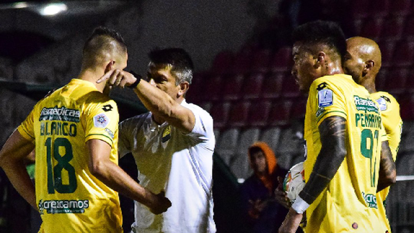 Bucaramanga madrugó a Nacional en la final de la Superliga: vea el gol para el 0-1 Bucaramanga madrugó a Nacional en la final de la Superliga: vea el gol para el 0-1