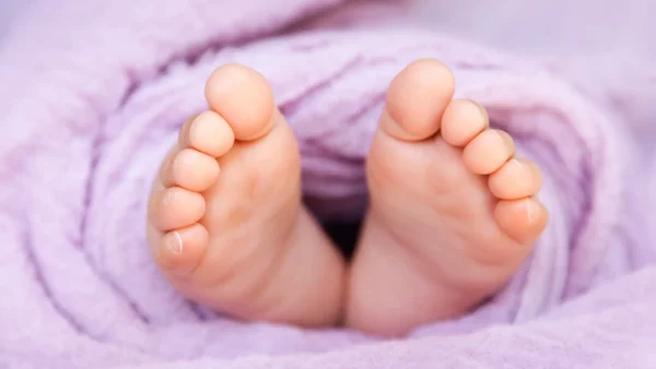 ¿En qué consiste la ley de tamizaje neonatal? Expertos señalan retos y beneficios