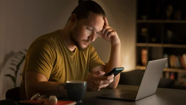 Brain Rot, el impacto invisible de las redes sociales en la salud cerebral: ¿Qué es?