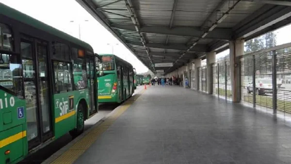 Cierran el Portal Américas de Transmilenio por manifestaciones: complicaciones en la movilidad