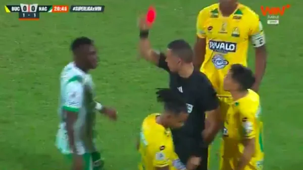 ¿Era roja? Esta fue la jugada por la que expulsaron a Aldair Gutiérrez en la final de Superliga vs. Nacional