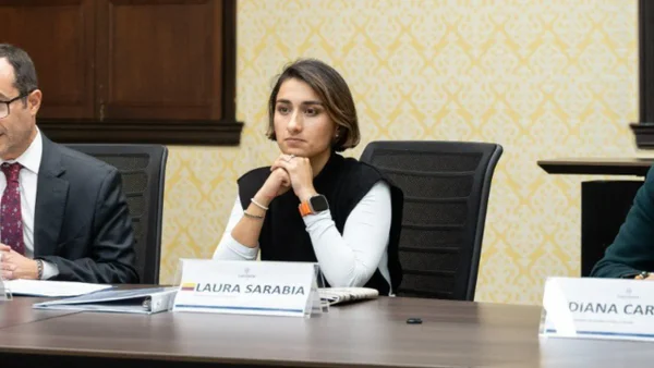 “Le soltaron demasiadas responsabilidades”: exministra del Gobierno Petro sobre Laura Sarabia