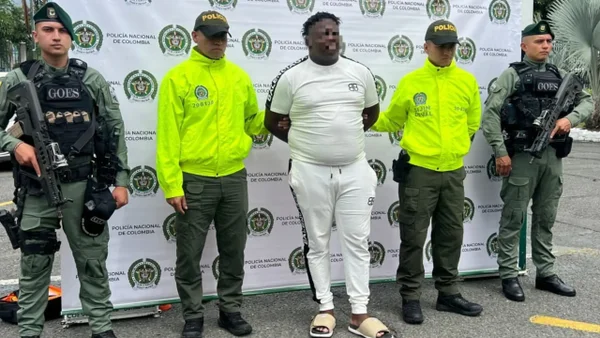 Intentó huir lanzándose a un río: capturado en Cali hombre acusado de participar en 15 homicidios