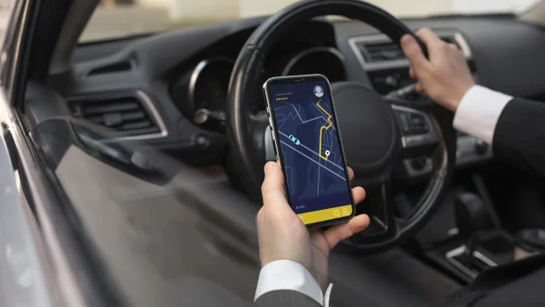 Nueva aplicación de transporte entró pisando fuerte al país: estos son sus servicios