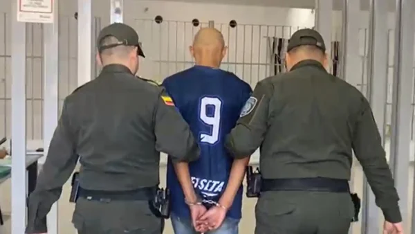 Capturan a hombre que salía de zona boscosa con pertenencias de menor a la que habría abusado en Valledupar