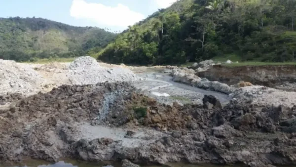 ELN anuncia paro armado en Chocó del 18 al 21 de febrero ELN anuncia paro armado en Chocó del 18 al 21 de febrero
