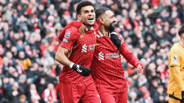 Viveza de Luis Díaz y gol de Mohamed Salah: video del penalti que provocó en Liverpool vs. Wolves