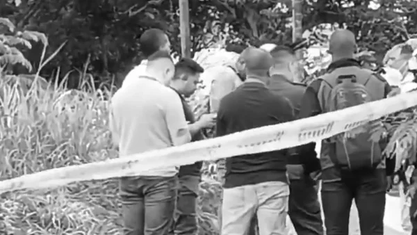 Macabro hallazgo: encuentran tres cuerpos embolsados y atados en el río Cauca, en Candelaria