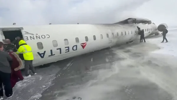 Un avión se estrelló y se volcó en un intento de aterrizaje en Canadá