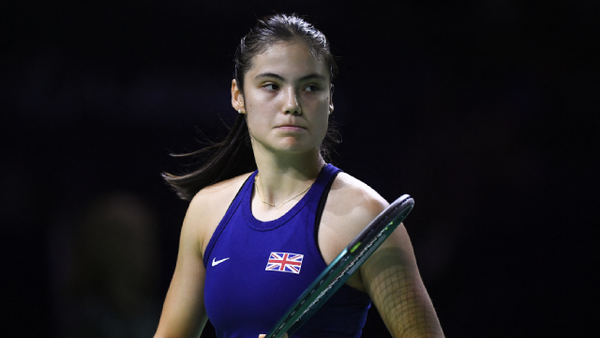 Emma Raducanu vivió una pesadilla en Dubái: descubrió a un acosador en pleno partido