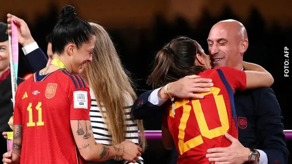 Luis Rubiales fue absuelto del delito de coacción por beso a Jenni Hermoso: pagará insignificante multa