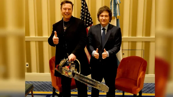 ¿Por qué Javier Milei le regaló una motosierra a Elon Musk?