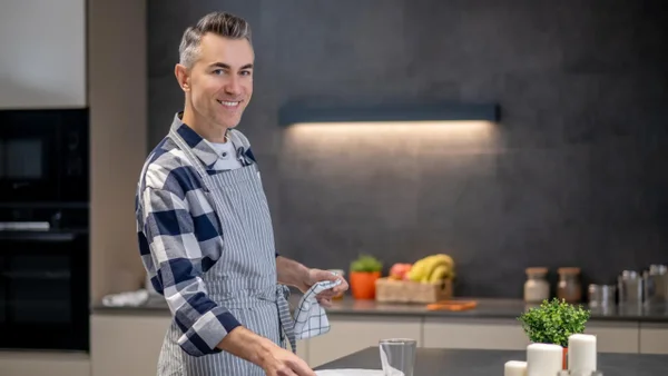 El secreto para retrasar las canas: estas dos verduras combaten el estrés oxidativo