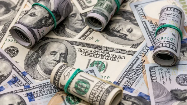 ¡Volvió a subir el dólar! Este fue el precio con el que cerró HOY lunes 24 de febrero de 2025