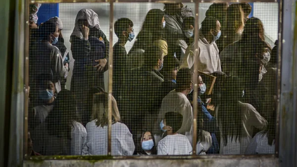 "Te encontraremos y deportaremos": así son los agresivos anuncios de Trump para espantar migrantes "Te encontraremos y deportaremos": así son los agresivos anuncios de Trump para espantar migrantes