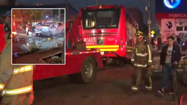 Fuerte accidente entre camioneta y bus de Transmilenio colapsó la calle 80