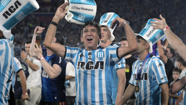 Gustavo Costas se reencontrará con Bucaramanga: historial igualado