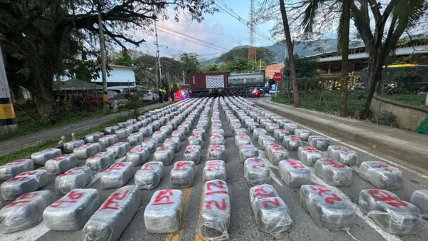 Adulto mayor fue descubierto con el cargamento de marihuana más grande de 2025