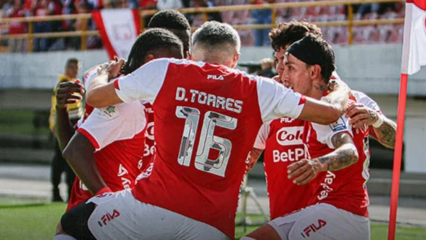 Santa Fe habría sufrido duro 'portazo' de técnico campeón en el FPC: "Dijo que no"