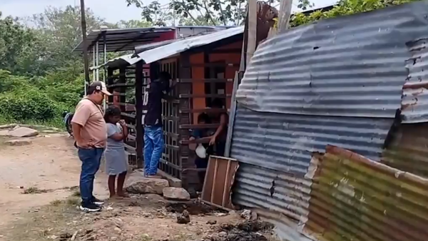 Un menor de dos años murió tras caer en un hueco de un poste en Puerto Wilches Un menor de dos años murió tras caer en un hueco de un poste en Puerto Wilches