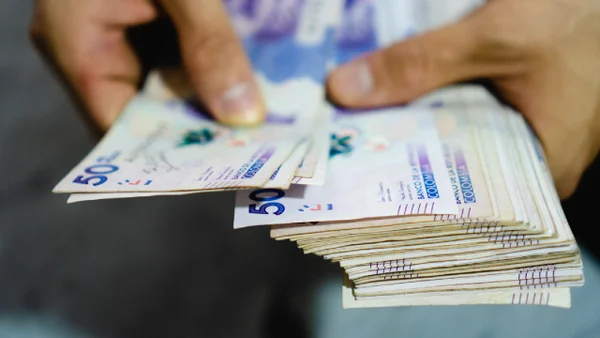 Víctimas de desplazamiento en Colombia recibirán importante subsidio de 230.000 pesos: así serán sus pagos