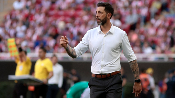 Él es Jorge Bava, técnico extranjero que toma fuerza para llegar a Santa Fe Él es Jorge Bava, técnico extranjero que toma fuerza para llegar a Santa Fe